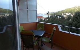 Apartments Ante - 80 M From Sea